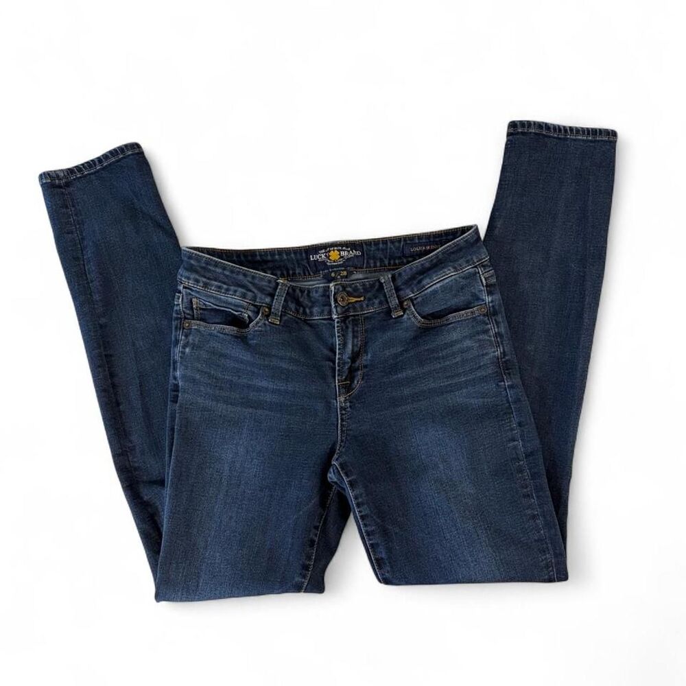 Lucky Brand dark wash flattering Lolita skinny jeans